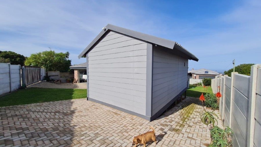 3 Bedroom Property for Sale in Dana Bay Western Cape